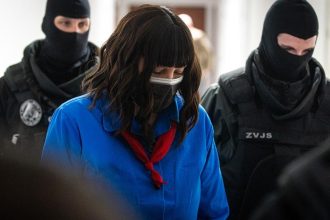 Proces v pripade vrazdy novinara Kocnerova volavka Zsuzsova sa stazuje na eskortu