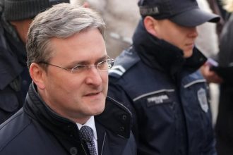 SRBSKO V Belehrade sa zacal sud s ministrom kultury pre korupciu v svislosti s projektom luxusneho hotela zata Trumpa