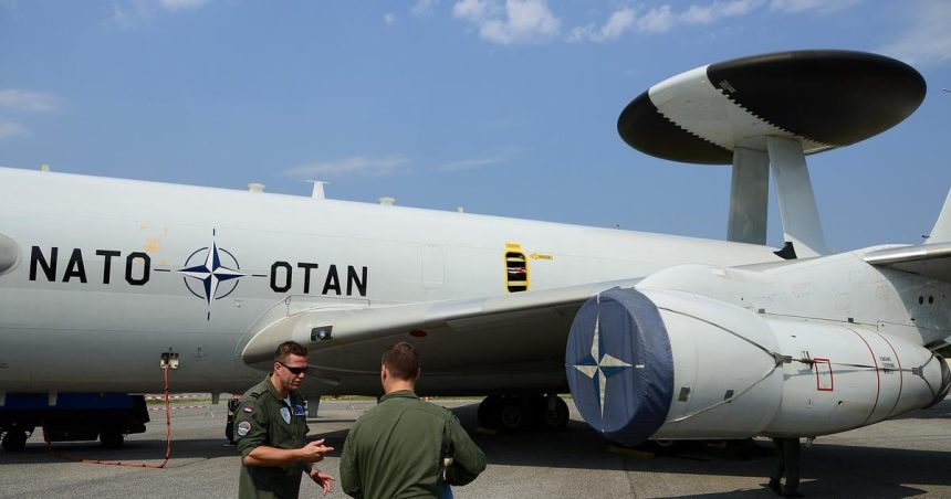 USA presuvaju flotilu lietadiel vcasneho varovania E 3 Sentry na Blizky vychod