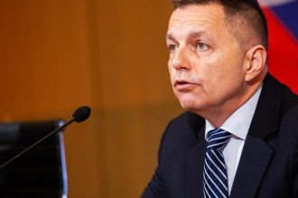 V koalicii podla ministra Kamenickeho zatial nie je dohoda o guvernerovi NBS