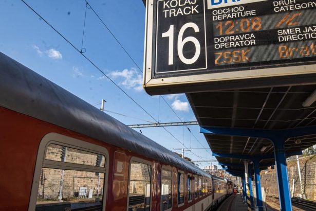 ZSSK na zaklade efektivity postupne znizuje najmenej vytazene predajne miesta