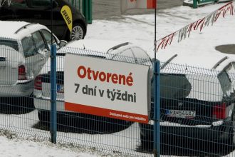 analyza predaj ojazdenych aut v januari medirone klesol o 15 5 percent
