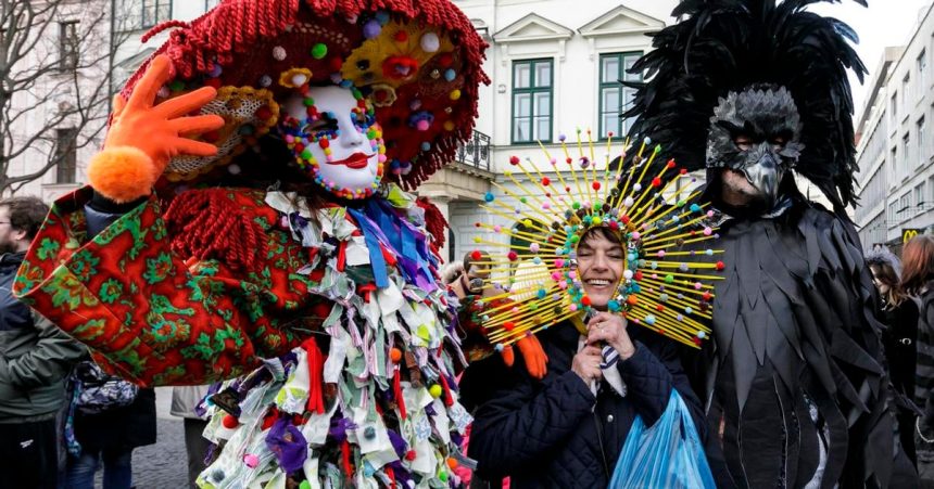 vikend vsetko su to zamaskovane procesie a hry