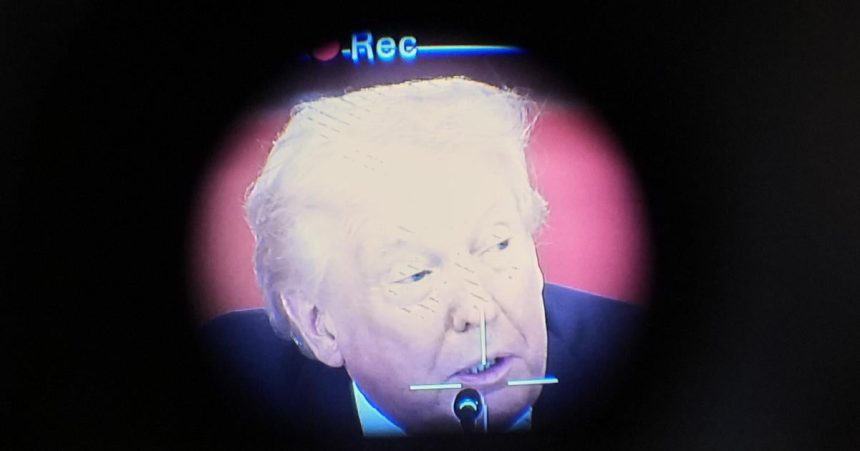 Americke zbrojne firmy zvysia vyrobu modernych zbrani stvornasobne povedal Trump