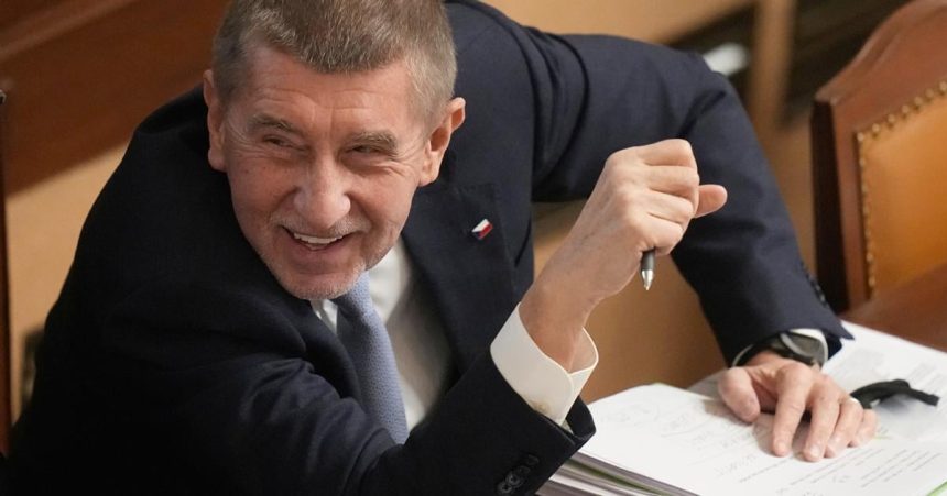 Babisovi volici hlasovali za horsi zivot svojich milovanych deti pise Petr Sabata
