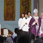 Konflikty su dosledkom uctievania moci a penazi vyhlasil papez