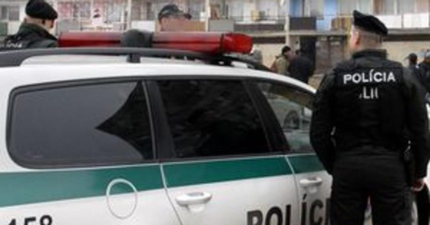 Kosicki policajti sa vyjadrovali Tlacia na nas aby sme ukladali co najvyssie pokuty