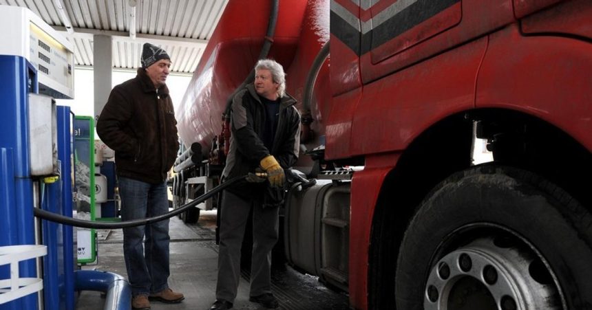 Limit tankovania 400 eur je podla dopravcov neudrzatelny vyzvali na jeho zmenu