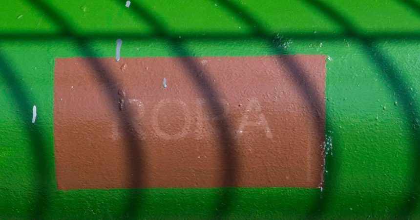 MOL a Slovnaft podali dalsiu formalnu staznost na JANAF pre zneuzivanie cien