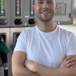 Majitel cerpaciek Mozeme len spekulovat preco Slovnaft udrzuje ceny na nizkej urovni a pomaha vlade rozhovor