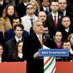 Orbn od kultu hrdinov k ruskym sluhom pise Michal Havran