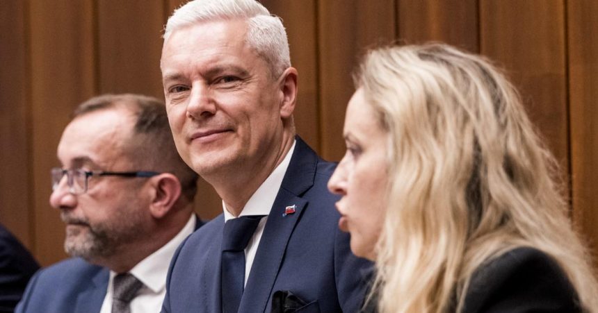 Peniaze v garazi a milionove majetky Kezmarski poslanci diskutuju o moralnom pad Ferencaka