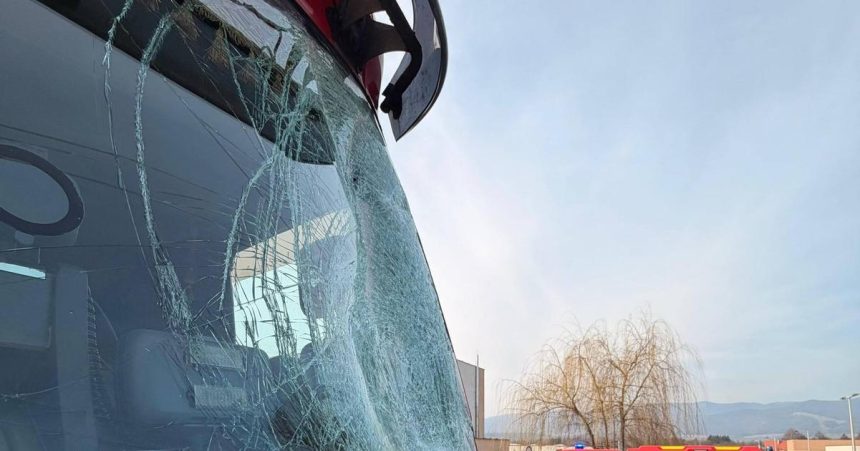 Policia zaznamenala za uplynuly tyzden na Slovensku 202 dopravnych nehod