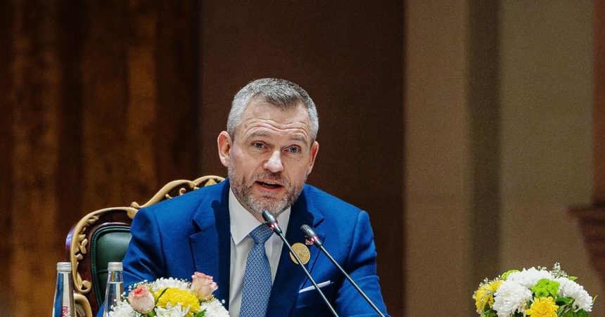 Prezent chce pockat na konkretne navrh na upravu volieb zo zahranicia