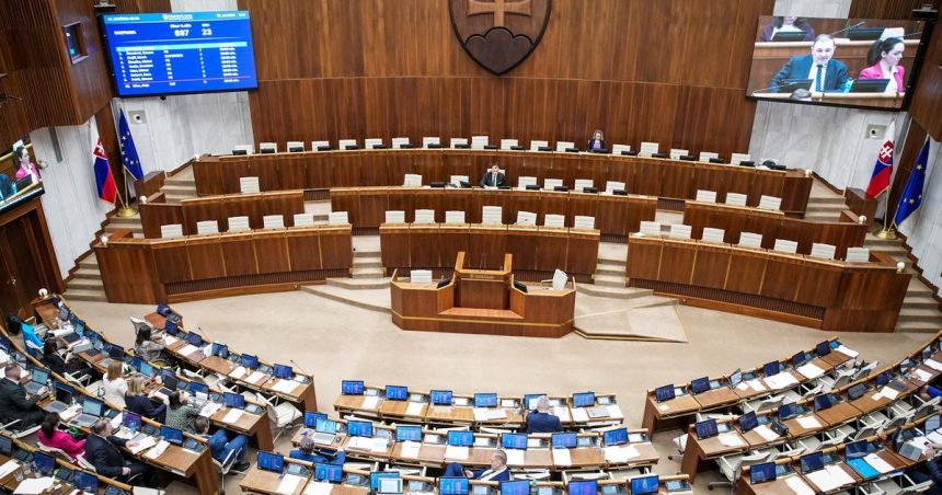 Radsej popierat pravdu ako zradit Volic si vytvaraju vazbu k politikom