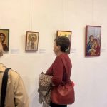 Topolcianska galeria predstavuje ikonopisnu tvorbu troch autorov sucastou vystavy je premietanie filmu