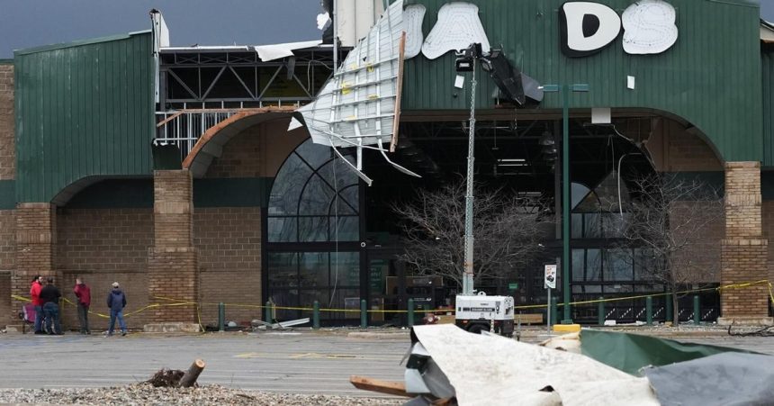 Tornada v statoch Michigan a Oklahoma si vyzadali najmenej osem mrtvych