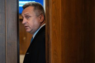 Viac kontroly a pokut SNS chce upravit podmienky prieskumov verejnej mienky s politickym obsahom