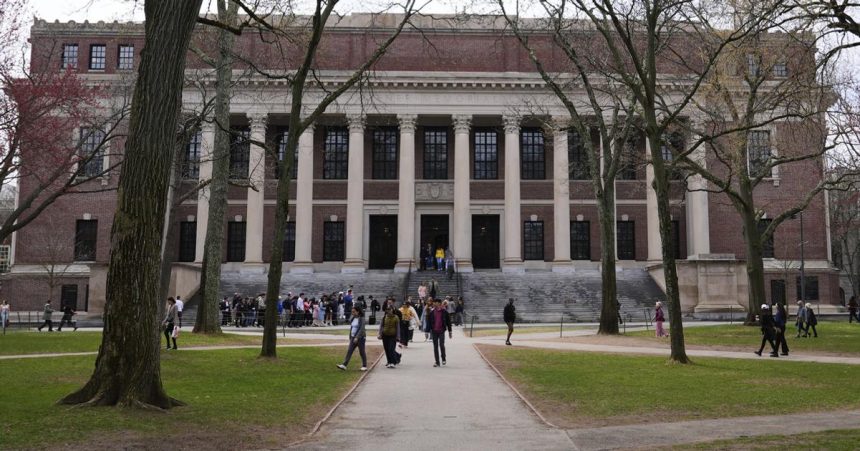 Vlada USA podala zalobu na Harvardovu univerzitu za protiizraelske protesty