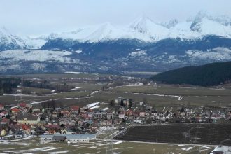Vodicov na severe caka obmedzenie na dialnici uzavru aj podjazd v Lucivnej