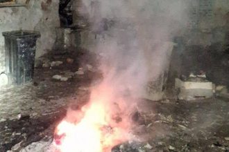 pri spalovani odpadu doslo k vybuchu dieta previezli do nemocnice