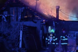 v pustych ulanoch horel dom skodu odhaduj na desattisce eur