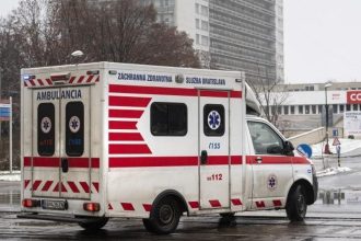 zachranari poslali peticiu proti planu presunut zachranky pod nemocnice s urgentnymi sluzbami