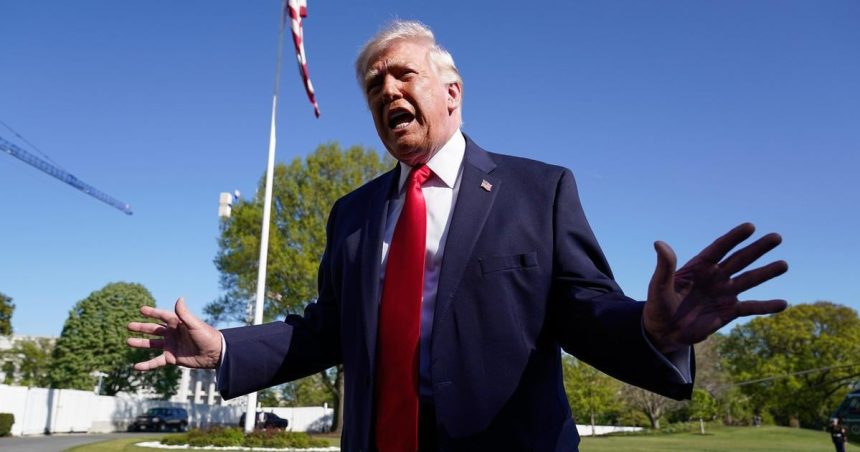 Blizky vychod online Trump obvinil Iran z vydierania sveta USA zacnu blokadu Hormuzu