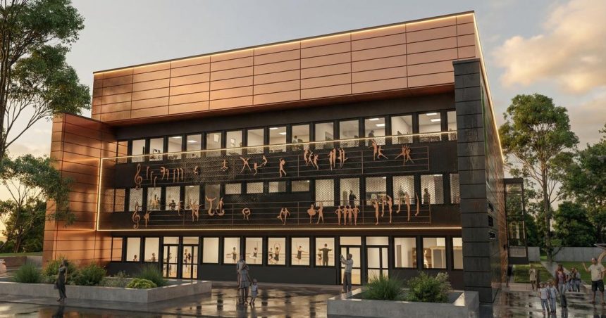 Centrum kultury v meste po prestavbe ziska moderny europsky vzhad Atraktivitu zvysi aj scena z piesne