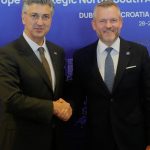 Investicie do prepojenia regionu Trojmoria nie su podla prezidenta luxusom ale nevyhnutnostou