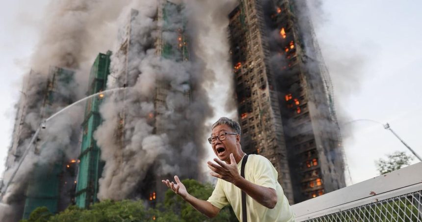 Muz ktoremu horela zena plac policajtov a povstanie generacie z pozrite si vitazov sutaze world press photo