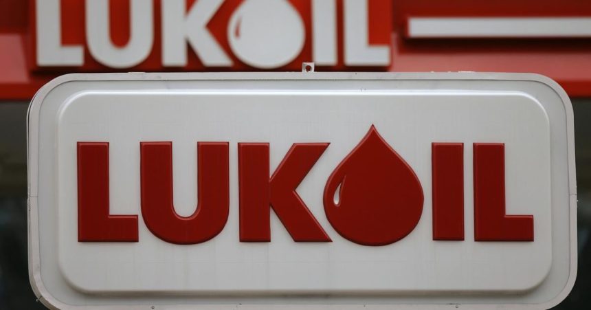 Spojene staty predlzili lehotu na predaj zahranicnych aktiv Lukoilu