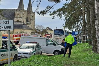 V Spiskom Podhradi pozehaju pametnik trom dievcatam ktore tragicky prisli o zivot