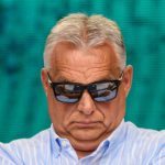 jeden den v zivote viktora orbanovica autor michal havran