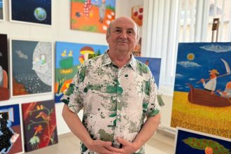 novomestsky karikaturista vladimir pavlik zaznamenal uspech na medzinarodnej sutazi v cine