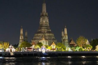 Bangkok prisnujep ravidla pre turistov Tyka sa to aj Slovenska