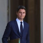Bol najmladsim premierom v historii Francuzska Attal oznamil svoj umysel kandidovat na prezidenta