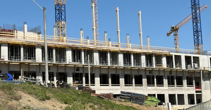 Na dokoncenie presovskej nemocnice sa vyhlasi nova sutaz