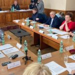 Obvinili clenov komisie za falsovanie vysledkov hlasovania v Kezmarku Tykalo sa to aj pozemkov Kuffovcov
