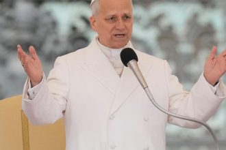 Papez Lev XIV vo stvrtok prijme na audiencii Rubia