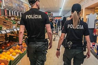 Policajti skontrolovali v Kosickom kraji takmer 180 obchodnych prevadzok a ESBIEK