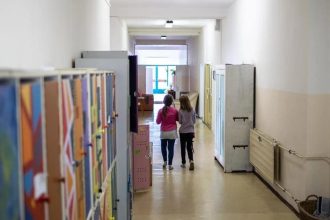 Slovenske skoly maju prvy manual na umelecku inteligenciu