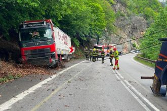 Visnov je op prejazdn o museli vodii prei pod Strenom