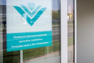 Vseobecna zdravotna poistovna plati viac ako polovici nemocnic vylucne podla skutocnych vykonov