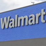 Zisk americkeho retazca Walmart v prvom ucTovnom stvrtroku vzRastol