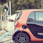 Biznis s elektromobilmi Lider na trhu preraba miliony kazdy rok zachranuju ho akcionari