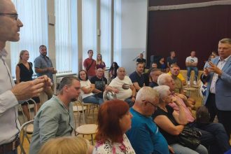 Boja sa pohladu na hroby aj znizenia cien nehnutelnosti v spore o vystavbu cintorina starosta ustupil