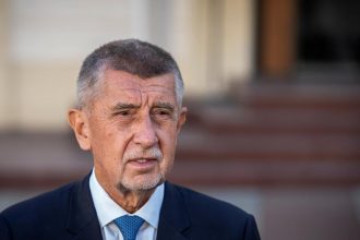 Ceska republika podla Babisa nesplni ciel NATO v oblasti vydavkov na obranu