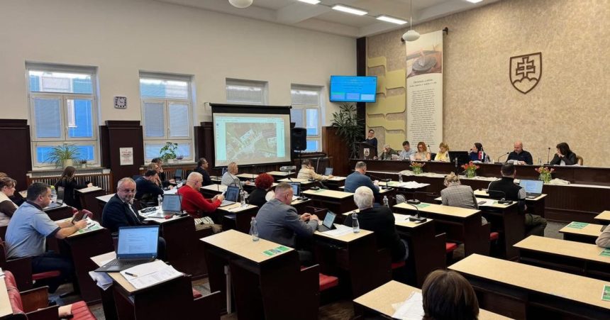 Koniec cakania do noci Handlovcania sa k slovu dostanu skor zmenili rokovaci poriadok zastupitelstva