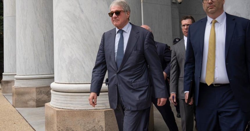 Miliardar Black vypovedal pred kongresovym vyborom v kauze Epstein